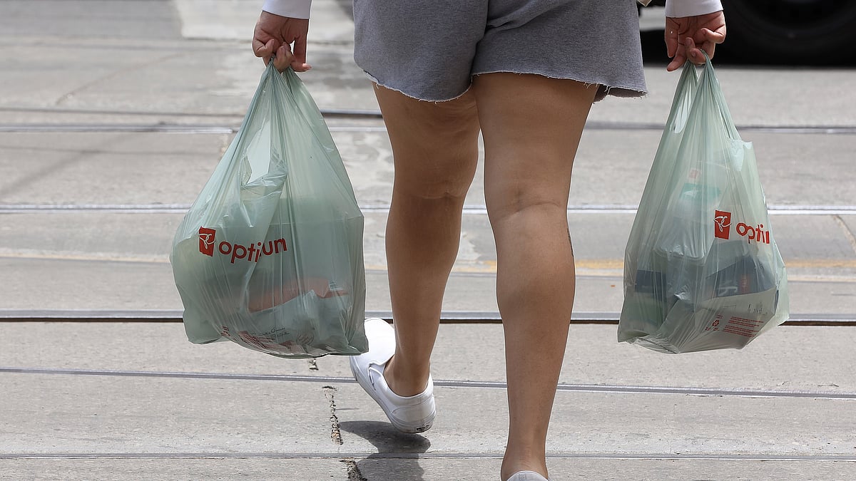 Harmful chemical in plastics and dyes linked to cancers in women