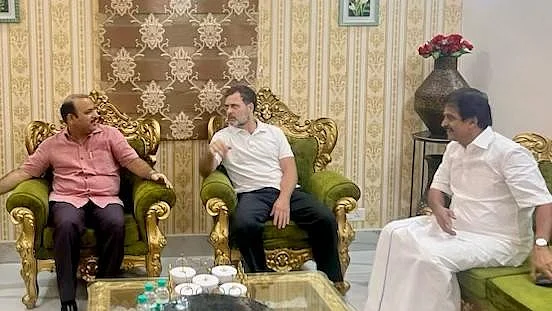 Congress leaders Rahul Gandhi (centre) and KC Venugopal at the residence of BSP MP Danish Ali (far left)