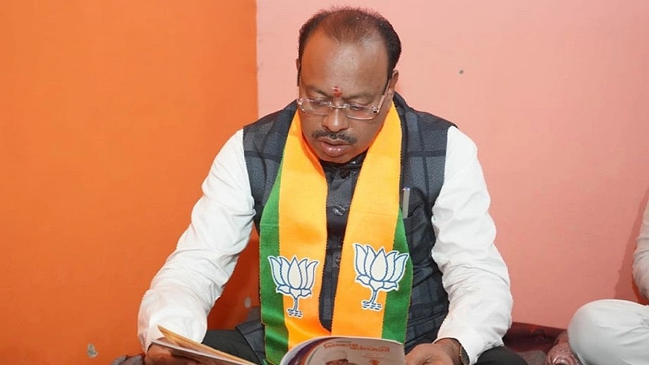 Maharashtra BJP chief's audio clip on taking journos to dhabas sparks row