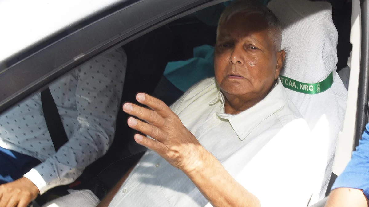 Land-for-job scandal: Delhi court takes cognisance, orders appearance of Lalu Prasad, Rabri Devi and Tejashwi Yadav (Photo: Santosh Kumar/Hindustan Times via Getty Images)