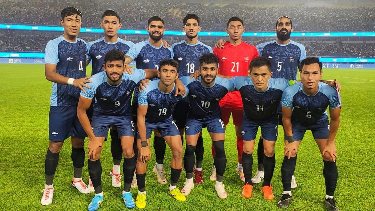Indian football team line up for their pre-quarters match in China (photo: Igor Stimac/ X)