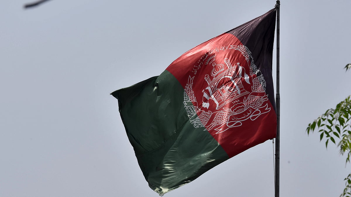 Afghan National flag fluttering at the Embassy of the Islamic Republic of Afghanistan in New Delhi, India (Photo: Getty Images)