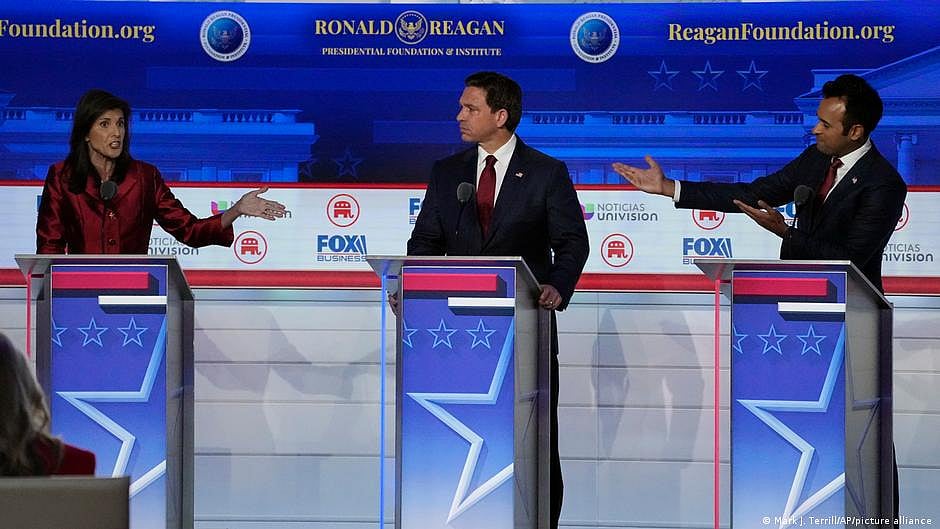 Florida Governor Ron DeSantis was the highest-polling candidate on stage, alongside other Republican figures like Nikki Haley (photo: DW)