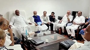 Oppn meets at Kharge's chamber, discusses strategy for Parliament's special session