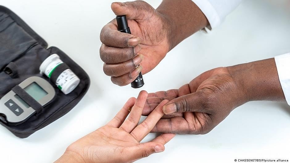 Diabetes can build up cholesterol in retina, affect eyesight