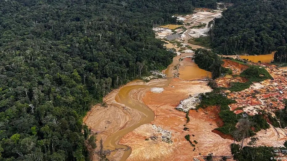 Representative image of a landslide-prone area (photo: ALAN CHAVES/AFP via Getty Images)
