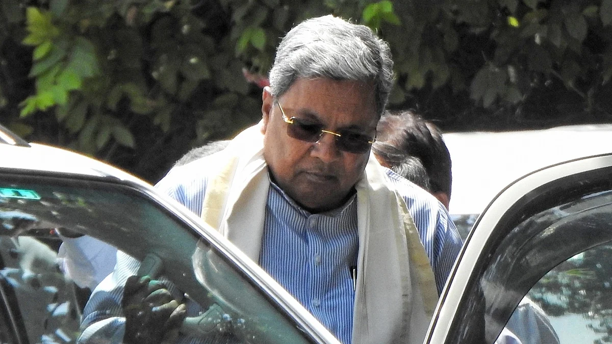 Karnataka CM Siddaramaiah leaves the war room at 15 GRG after a meeting with DyCM D K Shivakumar, and others over the formation of the state cabinet in New Delhi,Thursday, May 25.(Photo: Anupam Gautam/IANS)