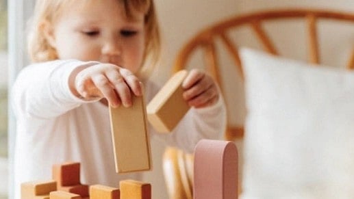 Studying the visual engagement of nearly 500 children and measuring their eye movements, Warren Jones and Ami Klin have developed a revolutionary eye-tracking tool to detect early autism in children (photo: National Herald archives)