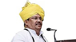 Congress demands CM Shinde or his deputies meet OBC activist on hunger strike