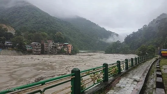 Floods account for 43 per cent of natural disasters and are predicted to worsen and increase in frequency thanks to climate change (photo: @InsightGL/ X)