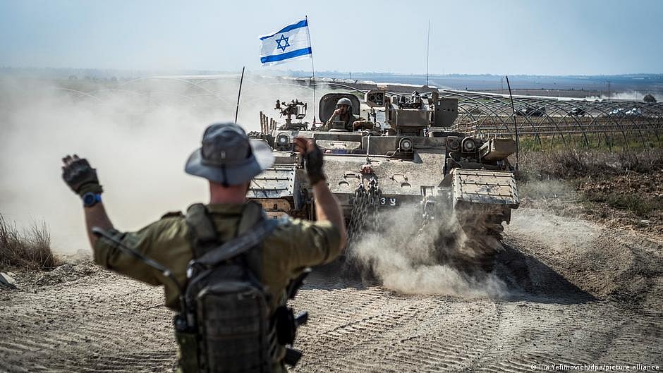Israel: Netanyahu says Gaza ground offensive plans ongoing