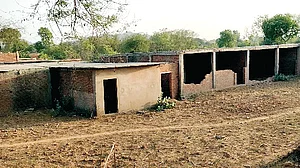 Madhya Pradesh: The land sharks of Sidhi–Singrauli take Railways for a ride