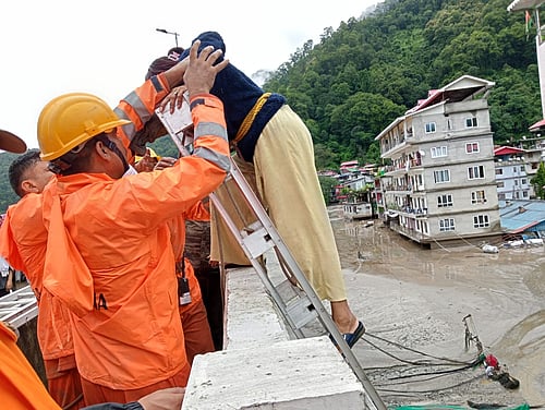 NDRF rescues 7 people in Sikkim following flash flood conditions caused by a cloudburst