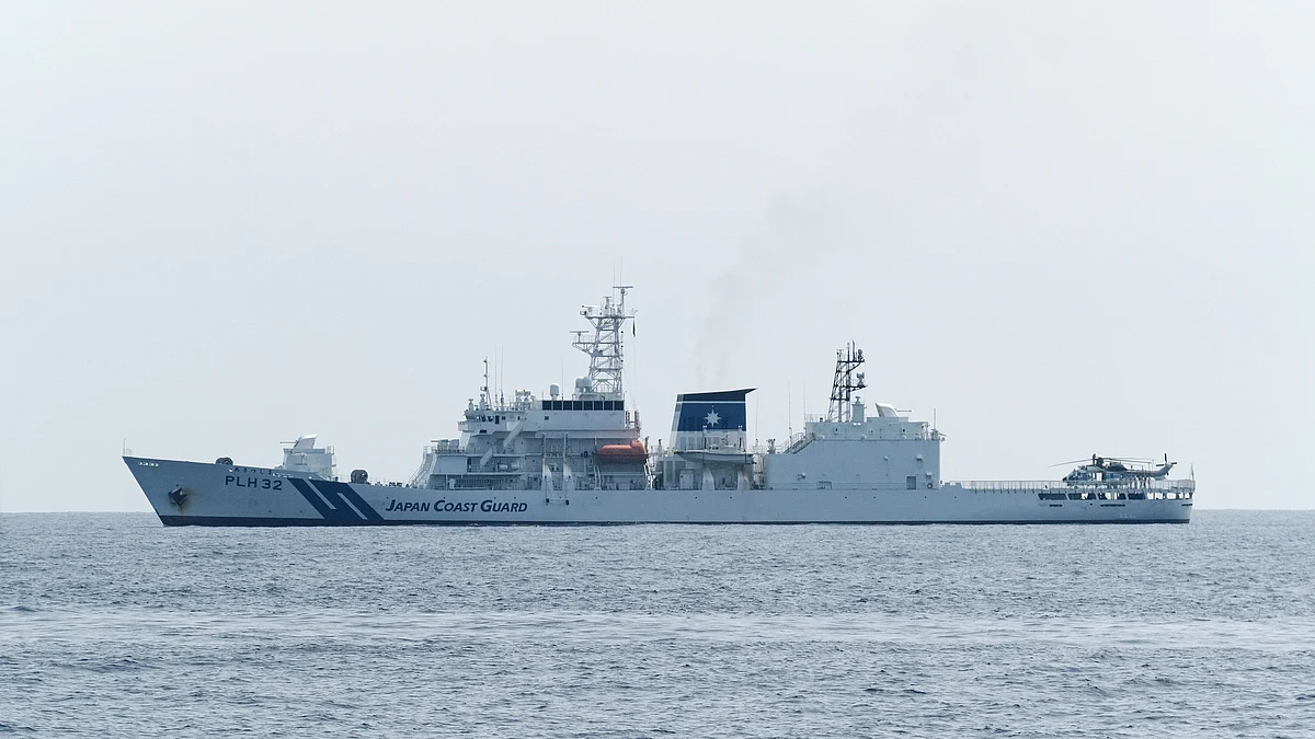 South Korea, US, and Japan conduct joint maritime exercises to counter North Korean threats. (representative image) (photo: Veejay Villafranca/Bloomberg via Getty Images)