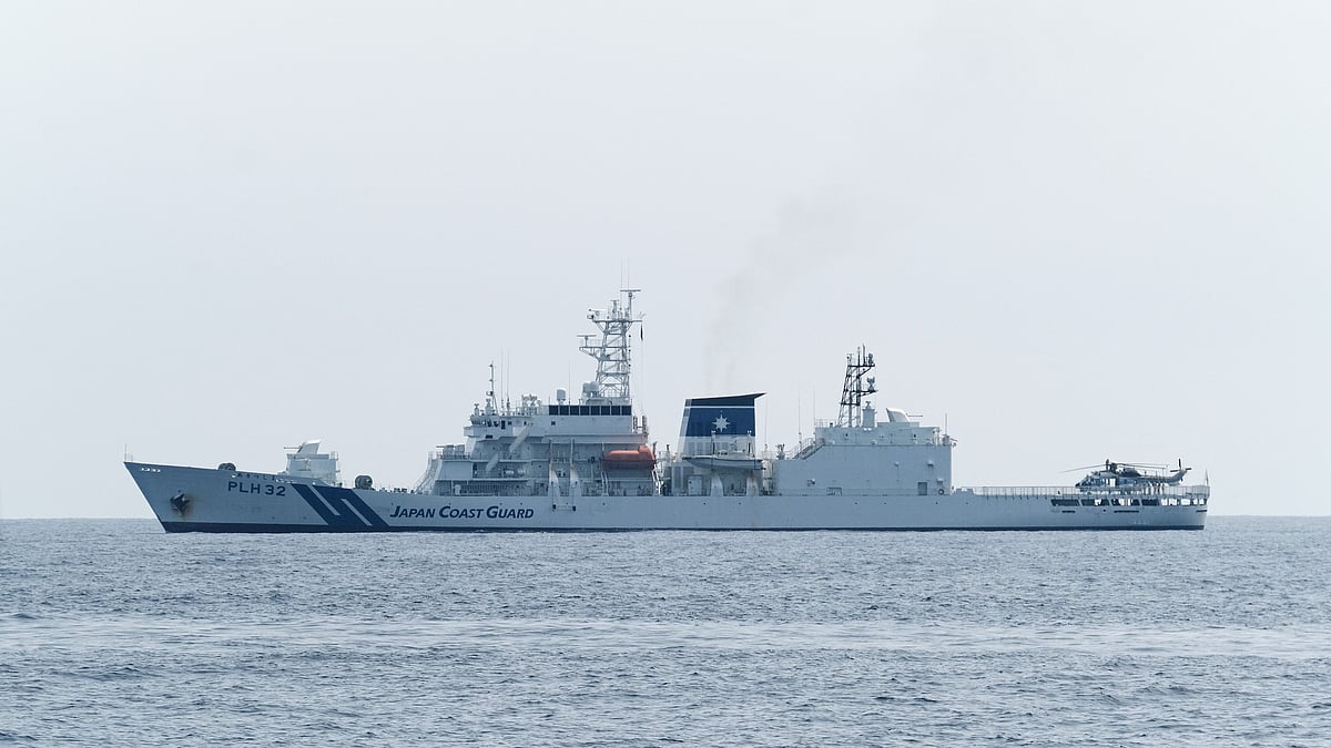 South Korea, US, and Japan conduct joint maritime exercises to counter North Korean threats. (representative image) (photo: Veejay Villafranca/Bloomberg via Getty Images)