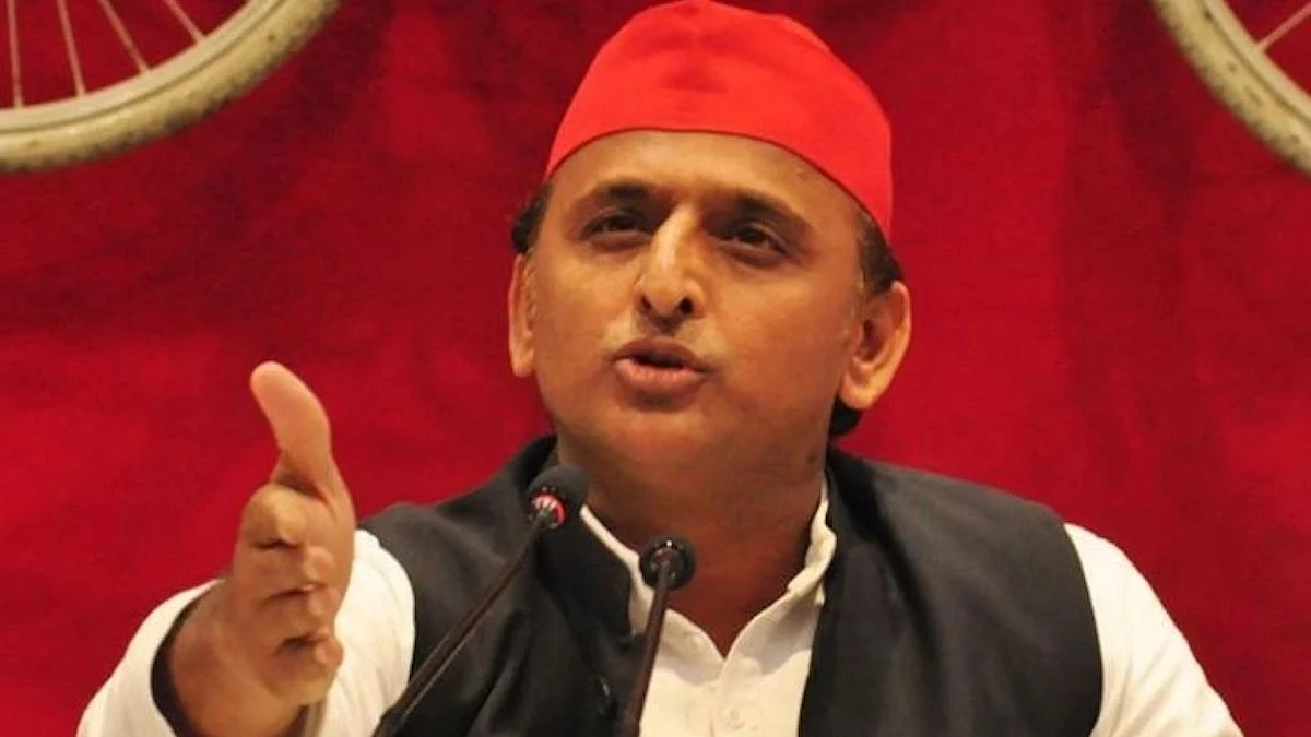 Akhilesh Yadav considers SP and Congress alliance to tackle BJP in Madhya Pradesh polls. (photo: National Herald archives)