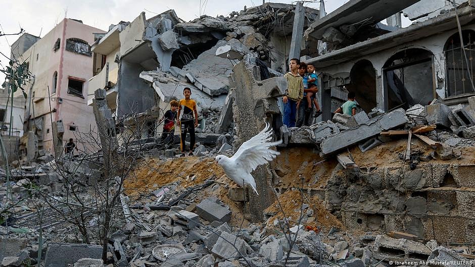 Representative image of building debris (photo: DW)