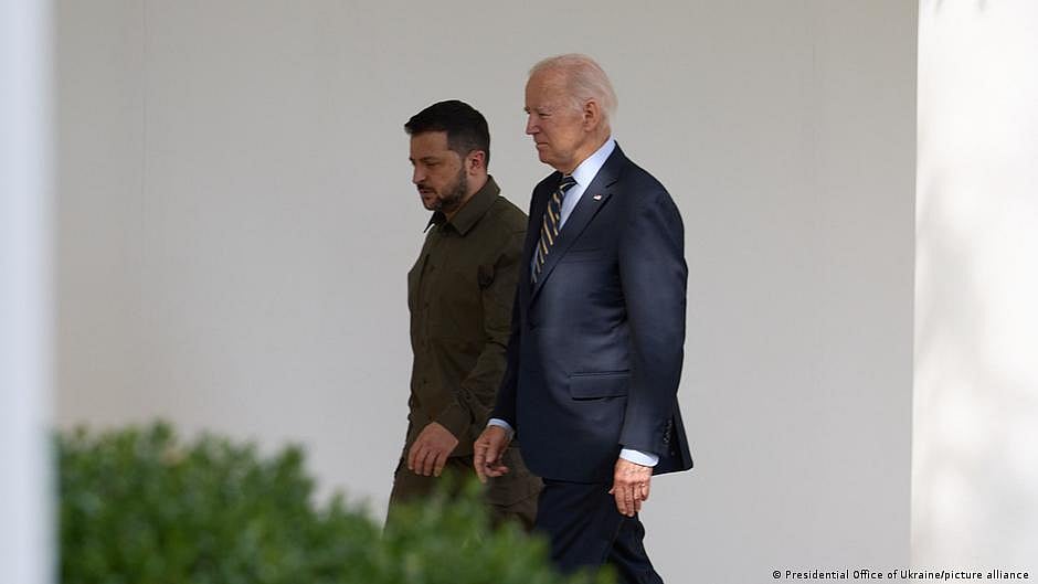 Ukraine updates: US aid in question after shutdown aversion