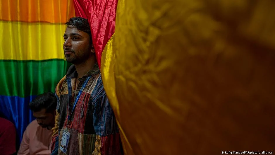 The top court had heard over 20 petitions from same-sex couples and activists in April and May (photo: DW)