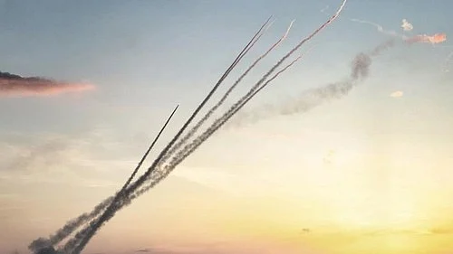 Israeli artillery shells Aita al-Shaab in south Lebanon (representative image) (photo: IANS)