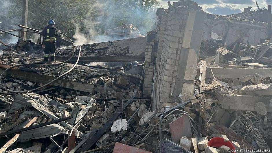 Russian missile strike on Ukraine funeral kills over 50