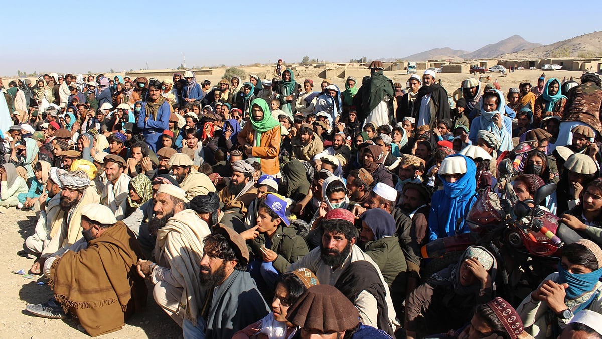 UK to charter flights for Afghan refugees stranded in Pak: Report