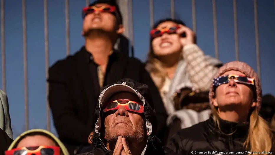 'Ring of Fire' wows people across Americas