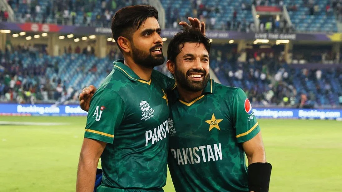 Babar Azam (left) and Mohammed Rizwan, two of the anchors of Pakistan's batting (photo: Babar Azam/ X)

