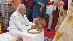 Kerala Guv, leading figures initiate thousands of kids into world of letters on Vijayadashami
