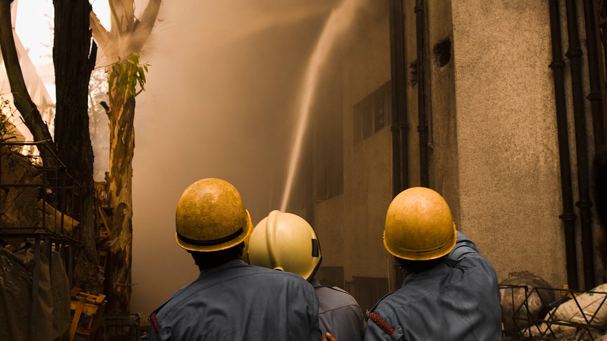 Investigations suggest that the chemical used in making the fibre body of coolers may have started the fire. (representative image of firefighters during a rescue operation) (photo : Exotica.im/Universal Images Group via Getty Images)