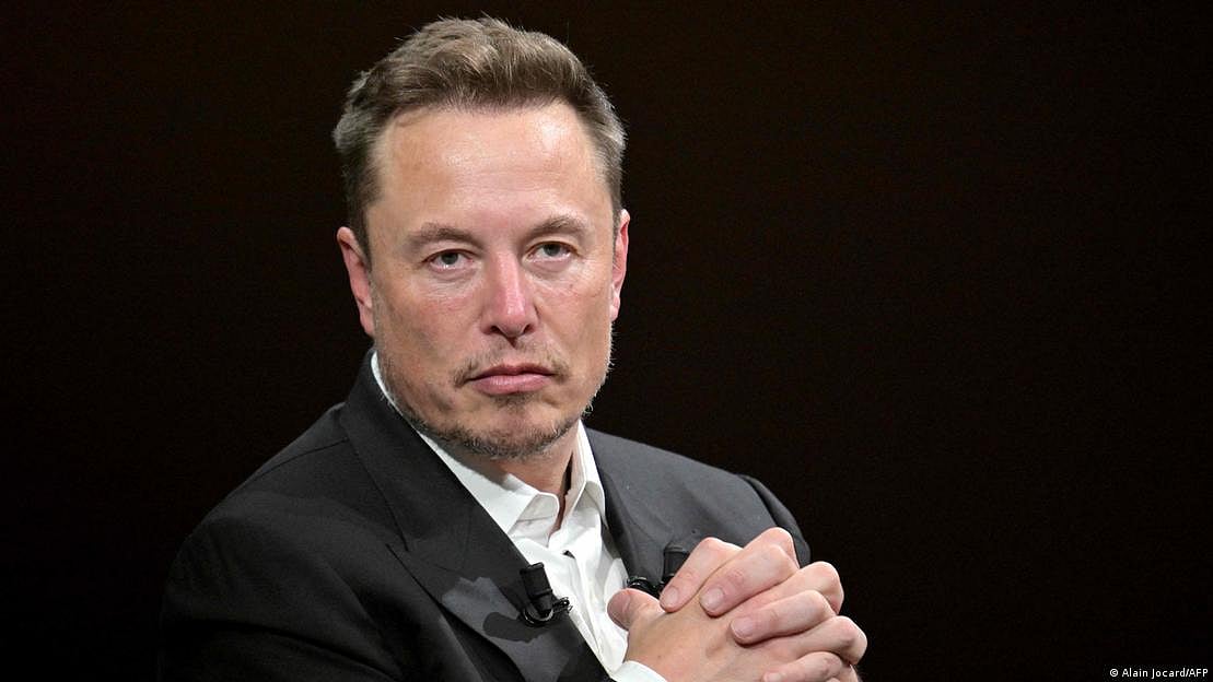 Forbes applauds Jack Sweeney, the college student who used to track Elon Musk's private jets (Photo: DW)