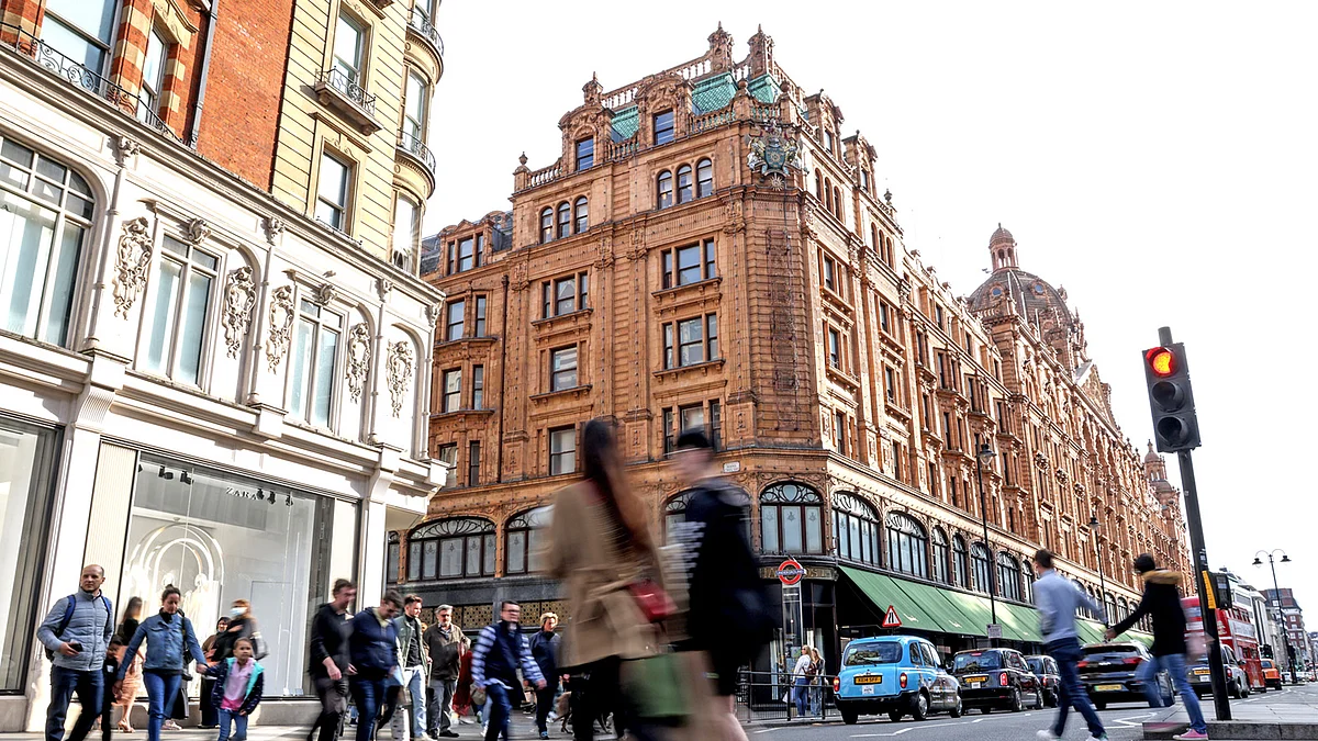 India can focus on developing London-like broad pavements and a smooth public transport system. (Photo: Getty Images)