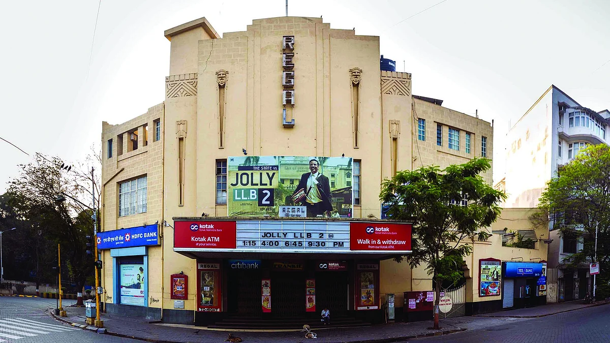 Regal theatre, Mumbai, in present times