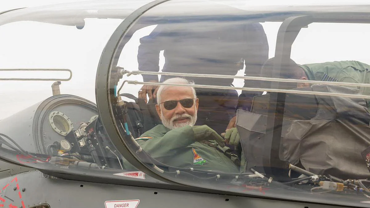 PM Narendra Modi on Tejas fighter jet