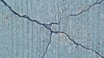Earthquake kills over 100 in Nepal
