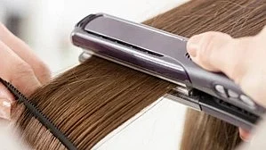 Heat styling tools for hair emits volatile compounds, impacting indoor air quality and raising potential health concerns, warns Purdue University study.
(photo: IANS)