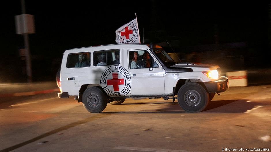 In past hostage agreements, the Red Cross had been involved in facilitating the transfer of Hamas hostages to Israel as well as of Palestinian detainees in Israel to the occupied West Bank (photo: DW)