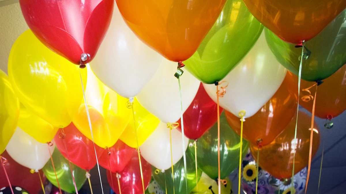 Tragedy in Mehsana, Gujarat, as helium balloons explode during a religious event, injuring 25 girls (representative image) (photo: Mark Garfinkel/MediaNews Group/Boston Herald via Getty Images)