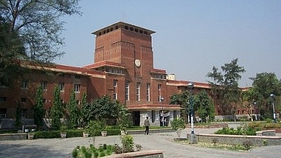 Teachers, students slam DU admin for "unprecedented" hike in PhD courses' fee