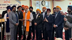 India's Ambassador to the US, Taranjit Singh Sandhu at a gurudwara in Long Island in New York (Photo: @SandhuTaranjit/X)