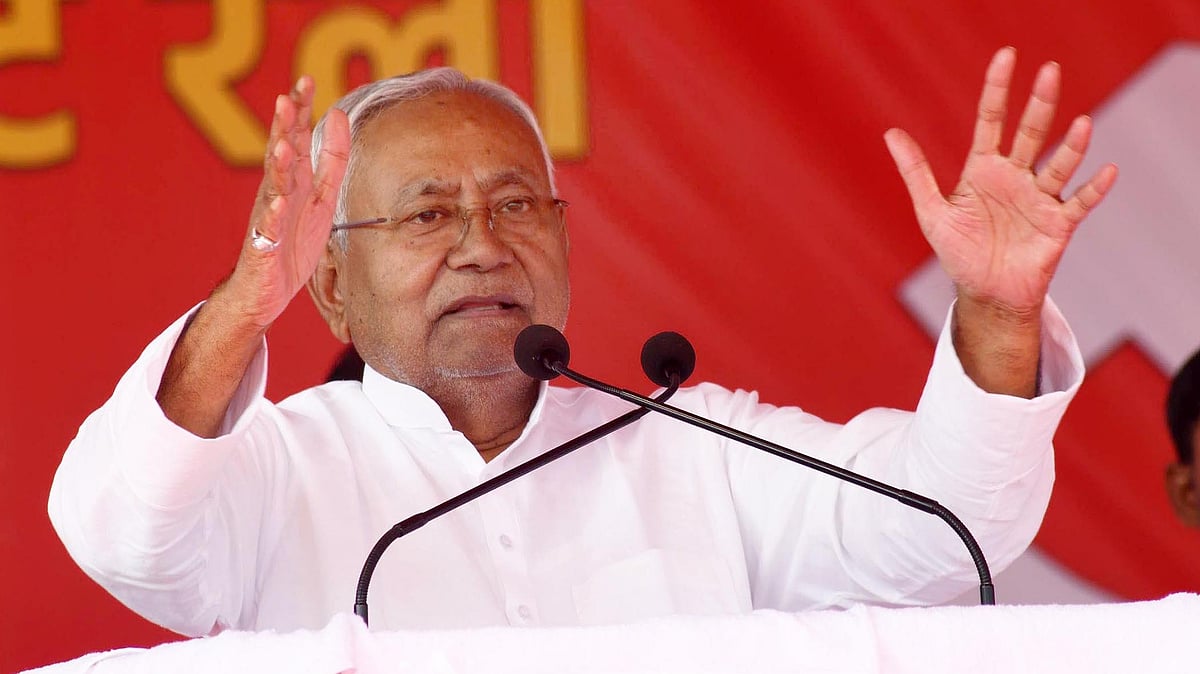 Bihar Cabinet decides to give govt employee status to around 3.5 lakh contractual teachers