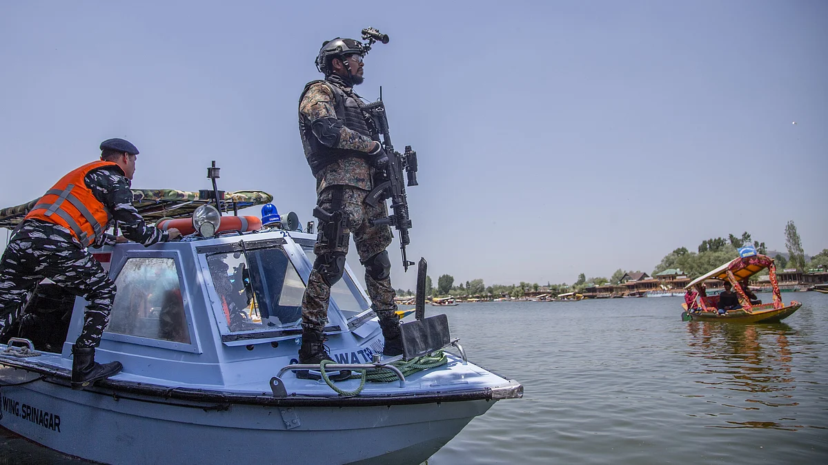 A file photo of security personnel in Srinagar (photo: NH)