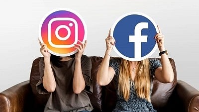 Users will no longer be able to initiate new conversations or calls with Facebook accounts from Instagram, and existing chats with Facebook accounts on Instagram will become read-only (representative image) (photo: IANS)