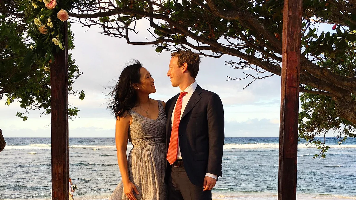 In September 2014, Zuckerberg bought two adjacent properties on Kauai’s North Shore