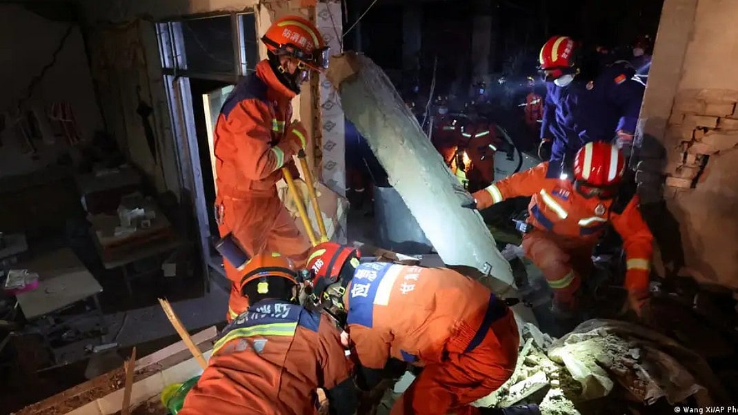 China: 6.2 magnitude earthquake leaves over 100 dead