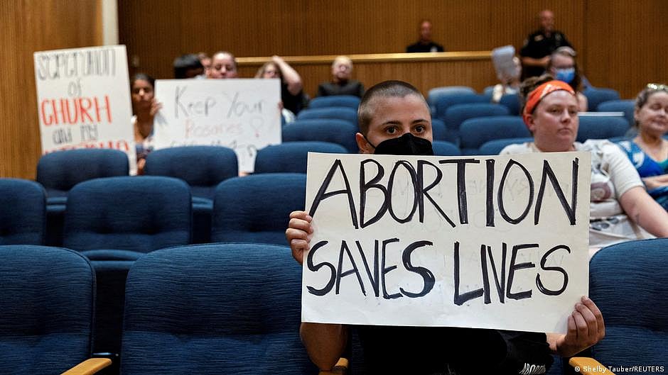 US: Texas woman leaves state for emergency abortion