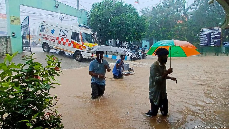 Cyclone Michaung is expected to make landfall around noon on Tuesday, 5 December. (photo: DW)