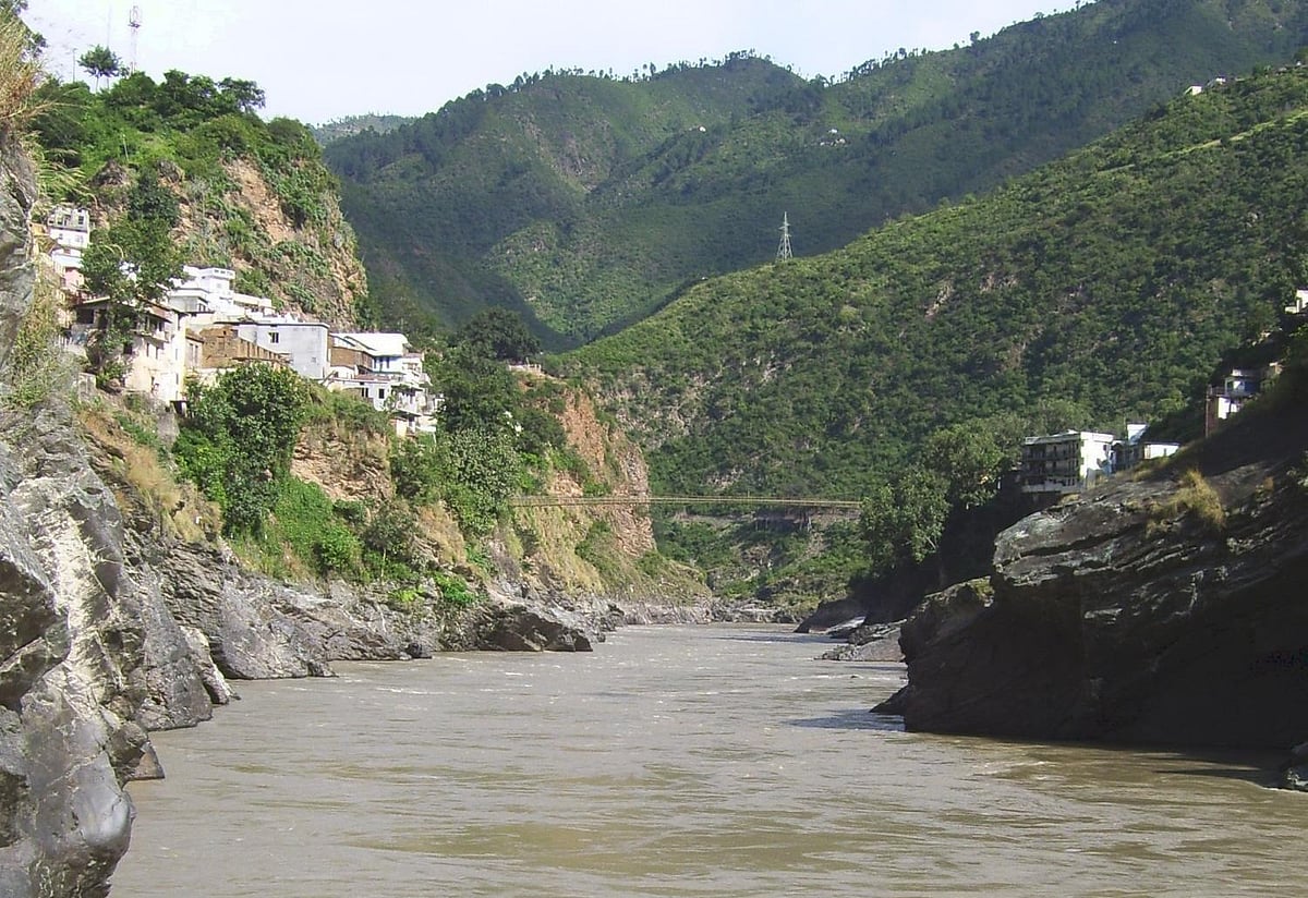 The Alaknanda River (photo: Wikipedia)