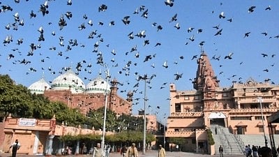 The high court, on 14 December 2023, approved the appointment of a court commissioner to oversee the survey based on claims by the Hindu side that the mosque premises indicate its past as a Hindu temple.  (photo: IANS)