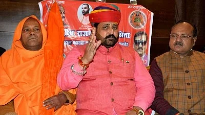 National president of Shri Rashtriya Rajput Karni Sena, Sukhdev Singh Gogamedi (middle) (Photo: IANS)